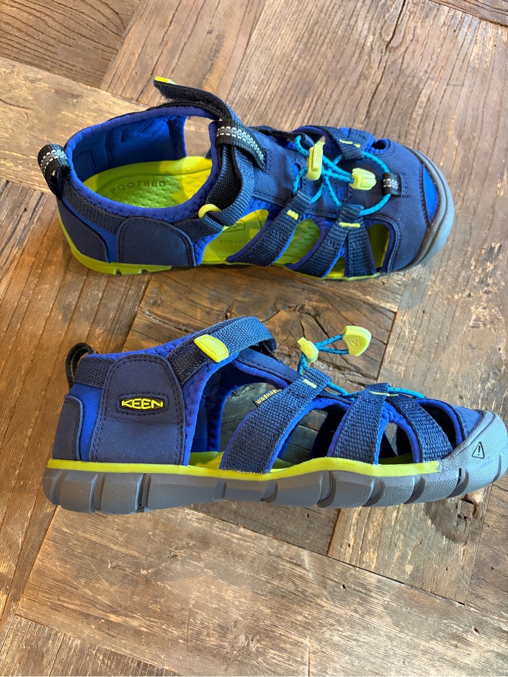 Keen US 3 Blue Lime Newport H2 Waterproof Closed Toe Kids Hiking Sandals